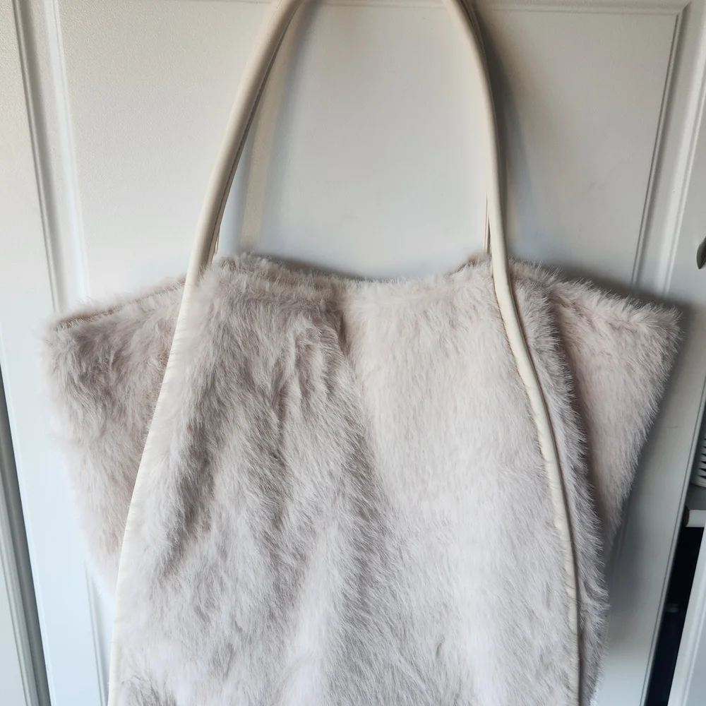 Victoria Secret Faux-Fur Tote Bag - Picture 2 of 4